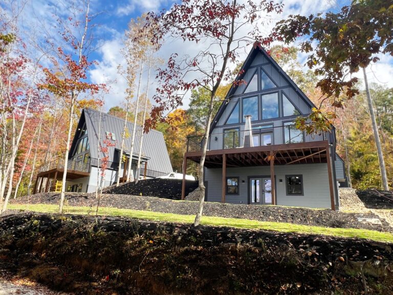 The cottage in fall color
